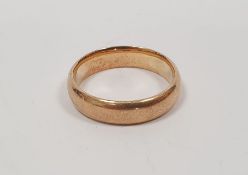 18ct gold wedding band, 4g approx.
