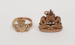 9ct gold sweetheart ring, 2g approx. and a gold-coloured antique seal (2) Condition ReportSeal not