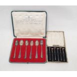 Cased set of six 1940's silver teaspoons, Sheffield 1945, by Mappin & Webb, in fitted box, 3ozt