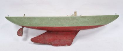 Vintage pond boat hull