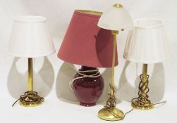 Pair of brass columned table lamps and two others (4)