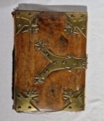 Edwardian blotter with walnut (?)  boards, brass detail, the clasp fixing not present, suede