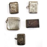 Silver matchbox holder and four silver vesta cases (5)