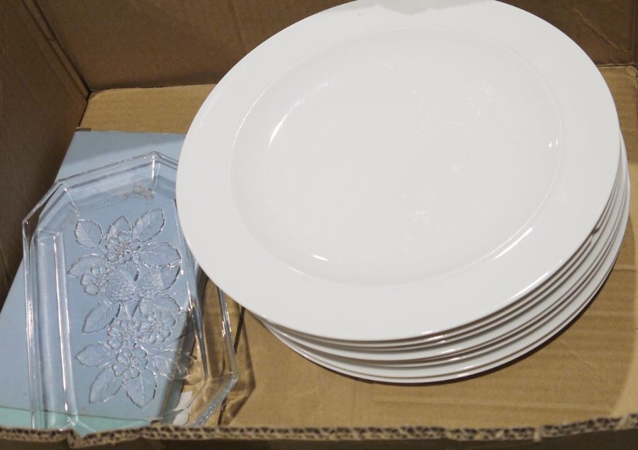 Denby pottery part dinner service to include plates, bowls, tureen, cups and saucers and a - Image 2 of 3