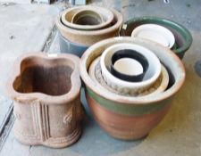Quantity of terracotta and stoneware plant pots