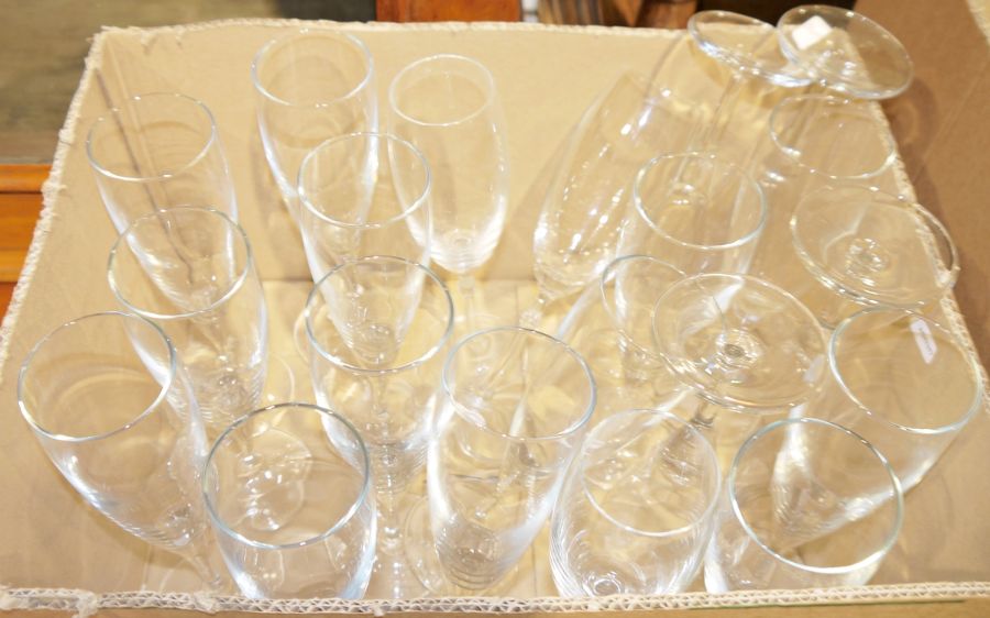 Quantity of wine glasses and champagne flutes (2 boxes) - Image 2 of 2