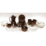Noritake 'Marion' part dinner service to include dinner plates, side plates, cups and saucers,