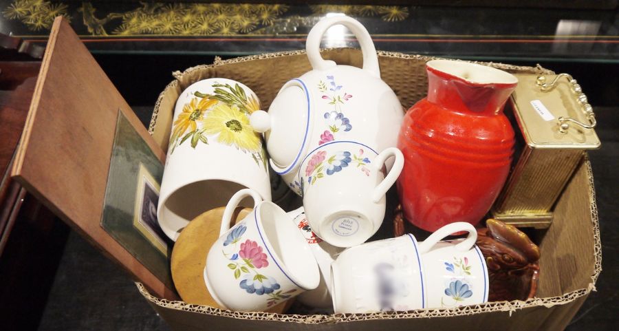 Barratt Staffordshire 'Barbeque' part coffee service to include coffee pot, cups and saucers, etc, a - Image 2 of 4