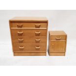 20th century oak G-Plan 'Brandon' chest of four drawers with fitted top drawer on plinth base, H