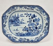 Chinese export blue and white shaped octagonal serving dish, late 18th century, painted with