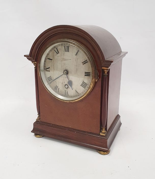 Late 19th/ early 20th century arch-topped mantel clock, the movement stamped JJE England housed in