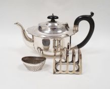 1930's silver teapot with ebonised finial and handle, Birmingham 1930, maker HM, 25ozt total