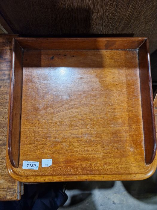 Victorian mahogany pot cupboard with slight raised edge, on plinth base  ,77  x 36 x 32 cmsCondition - Image 4 of 7