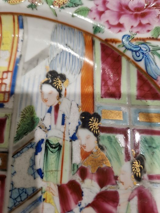 19th century Cantonese plate, painted in the famille rose palette, painted with figures in an - Image 13 of 19