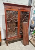 Oak display cabinet with astragal-glazed doors (some shelves missing), on straight supports, 114cm