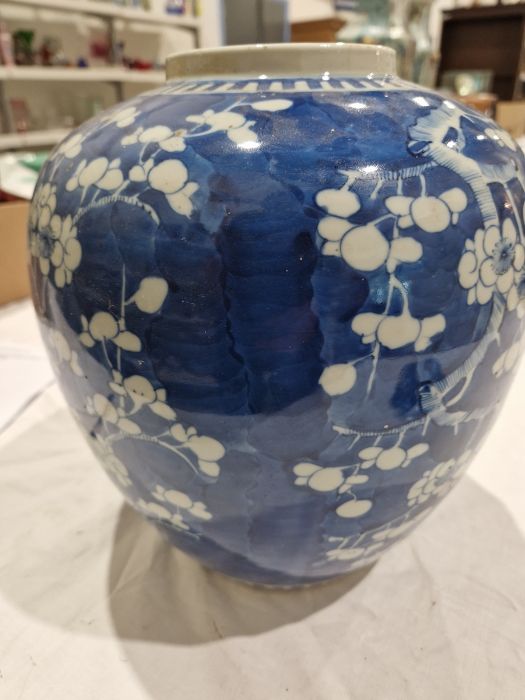 Chinese porcelain blue and white ginger jar, late Qing dynasty, with four-character Kangxi marks, - Image 8 of 23