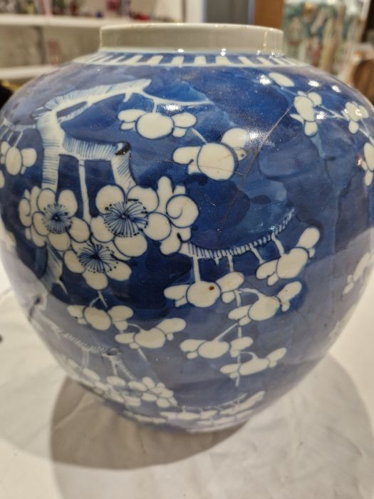 Chinese porcelain blue and white ginger jar, late Qing dynasty, with four-character Kangxi marks, - Image 9 of 23