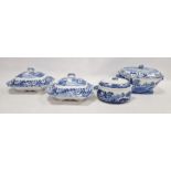 Copeland Spode large Italian pattern soup tureen of rounded oblong form, a similar oval lidded