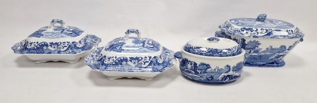 Copeland Spode large Italian pattern soup tureen of rounded oblong form, a similar oval lidded
