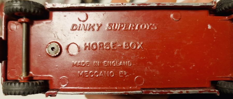 Quantity of diecast model vehicles to include Dinky Supertoys horsebox, six boxed Lledo models, - Image 3 of 5
