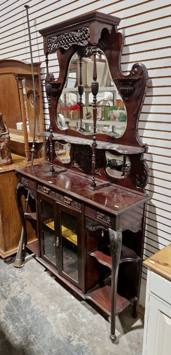 Edwardian mahogany mirror-backed sideboard with scroll shaped shelf flanked by baluster supports and