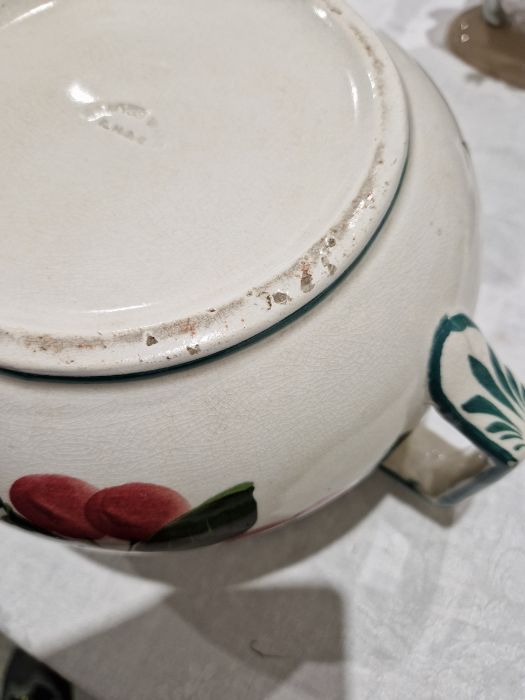 Wemyss ware red cherry pattern chamber pot, impress Wemyss ware R. H & S marks, 26.6cm wideCondition - Image 15 of 18