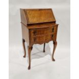 Early 20th century Jas.Shoolbred & Co walnut bureau de dame, the fall front enclosing pigeonholes