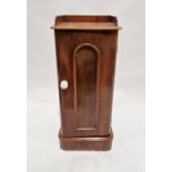 Victorian mahogany pot cupboard with slight raised edge, on plinth base  ,77  x 36 x 32 cmsCondition