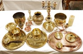 Assorted glassware to include cut glass bowls, fruit bowls, sundae dishes, a pair of decanters,