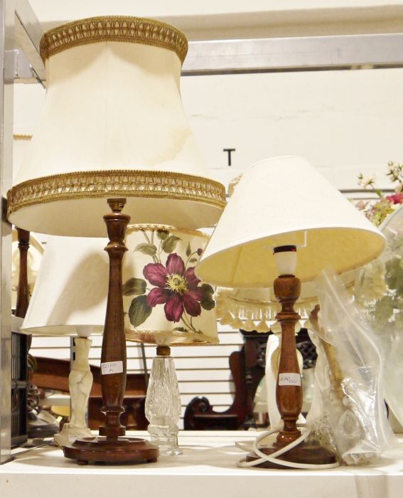 Two wooden table lamps, a glass table lamp, two others and a lustre drop chandelier (7)