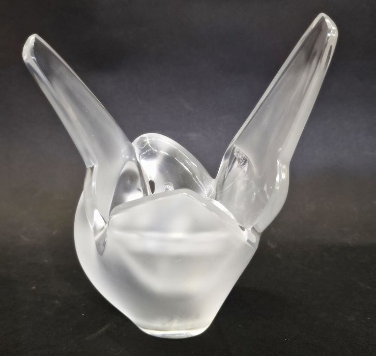 Lalique Sylvie art glass dove vase with etched mark to base, 21cm high (chipped to one side) - Image 3 of 6