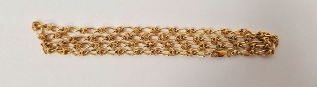 9ct gold chain necklace, with spirally twisted oval links alternating with ropetwist spheres, 62cm