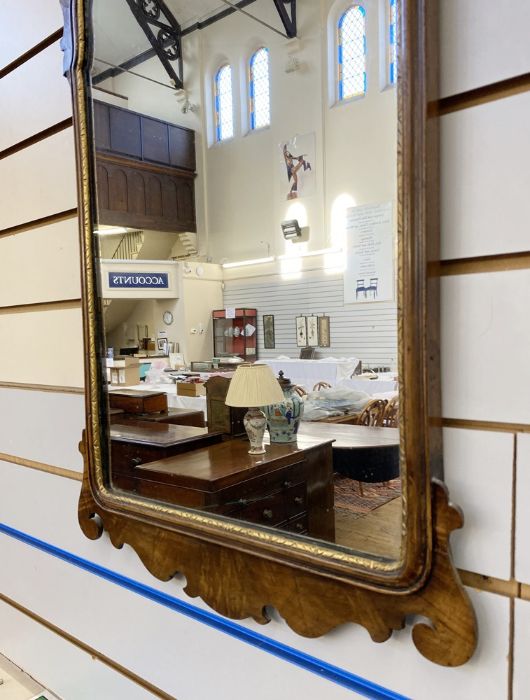 Chippendale-style gilt and mahogany wall mirror, having scroll pediment, with gilt shell decoration, - Image 3 of 4