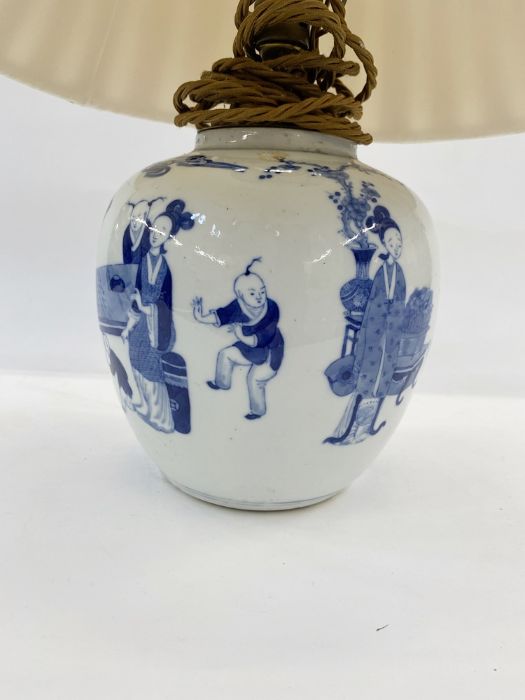 Chinese porcelain ginger jar fitted as a table lamp, ovoid and painted in underglaze blue with - Image 3 of 20