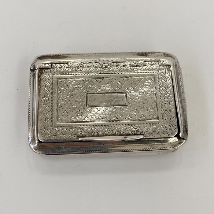 George IV silver snuff box, rectangular, leaf and flower engraved, Birmingham 1817, maker's mark - Image 6 of 6