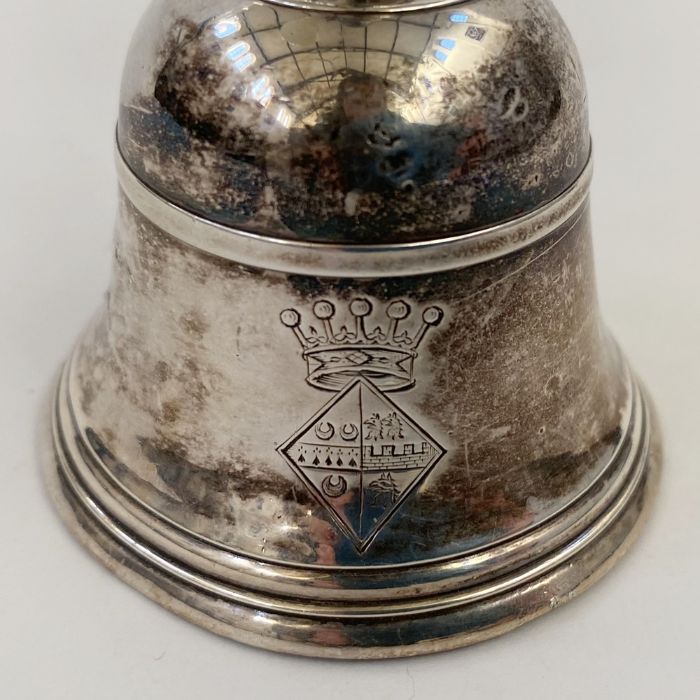 Early 19th century Irish silver table bell with ebonised handle, engraved with crest, Dublin 1800, - Image 4 of 4
