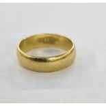 22ct gold wide wedding band, 4.4g approx.