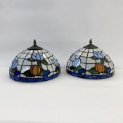 Pair of Tiffany-style lampshades (can be used as ceilling lights or table lamps) (2)