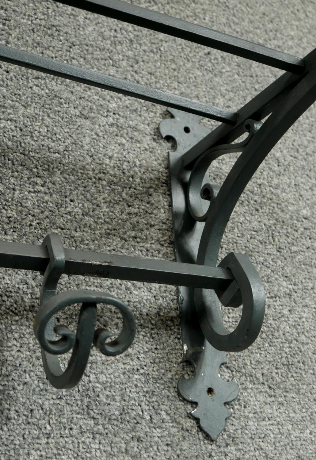 A pair of wrought metal hanging coat racks with sliding hooks. L.100cm - Image 4 of 5