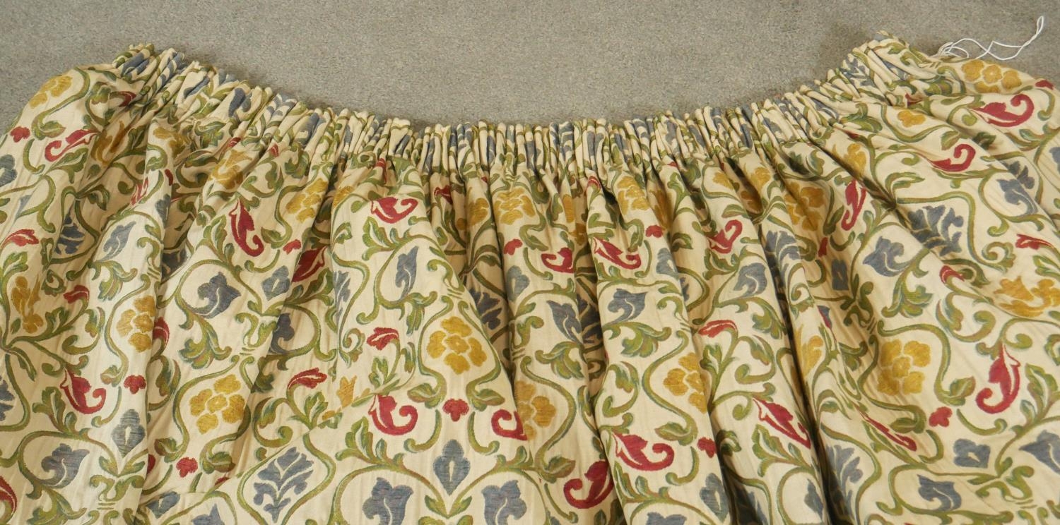 A fair of lined embroidered stylised floral and foliate tapestry design curtains on a cream - Image 4 of 5