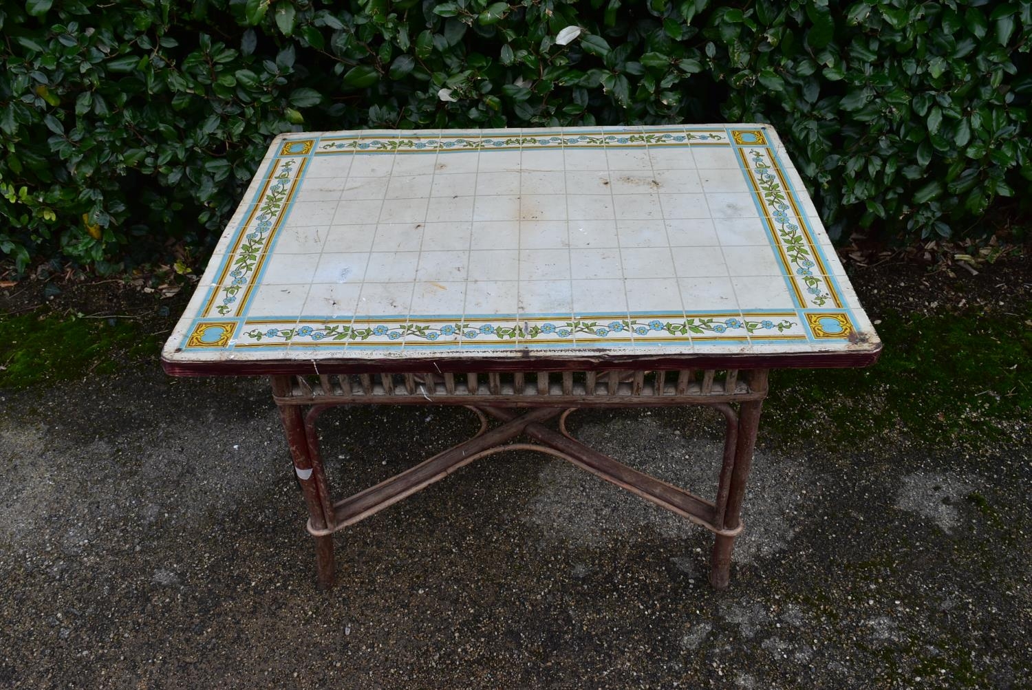 A vintage bamboo conservatory table with faux ceramic tiled top. H.68 W.96 D.66cm - Image 3 of 5