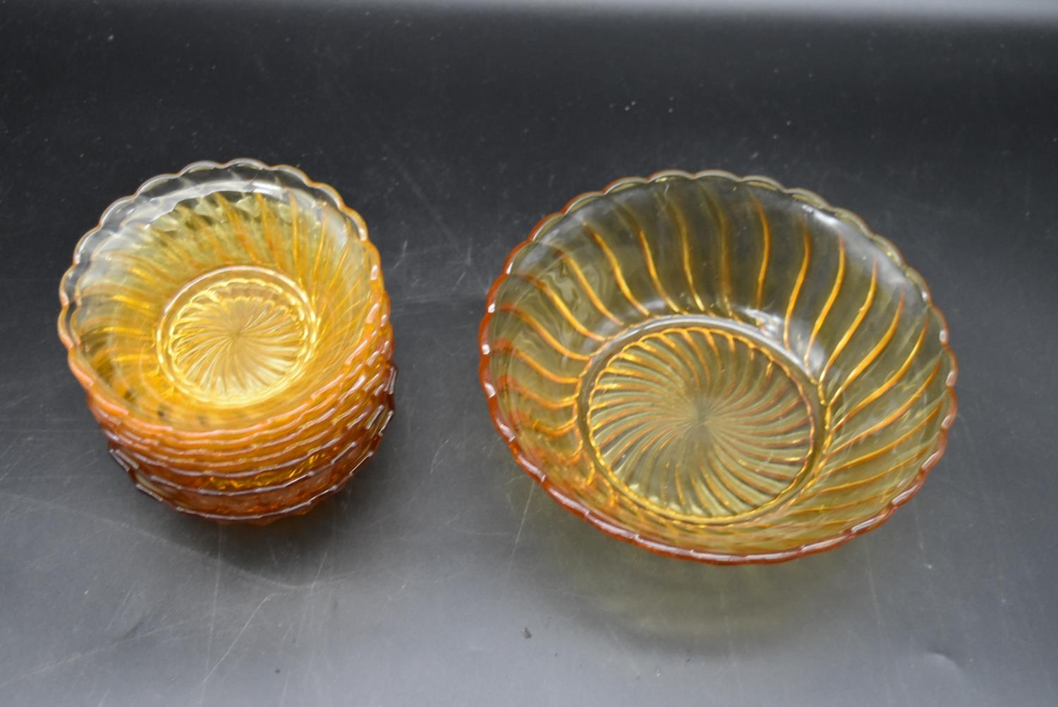 A set of seven vintage amber swirl depression glass fruit dessert bowls. H.7 Dia.20cm - Image 2 of 7