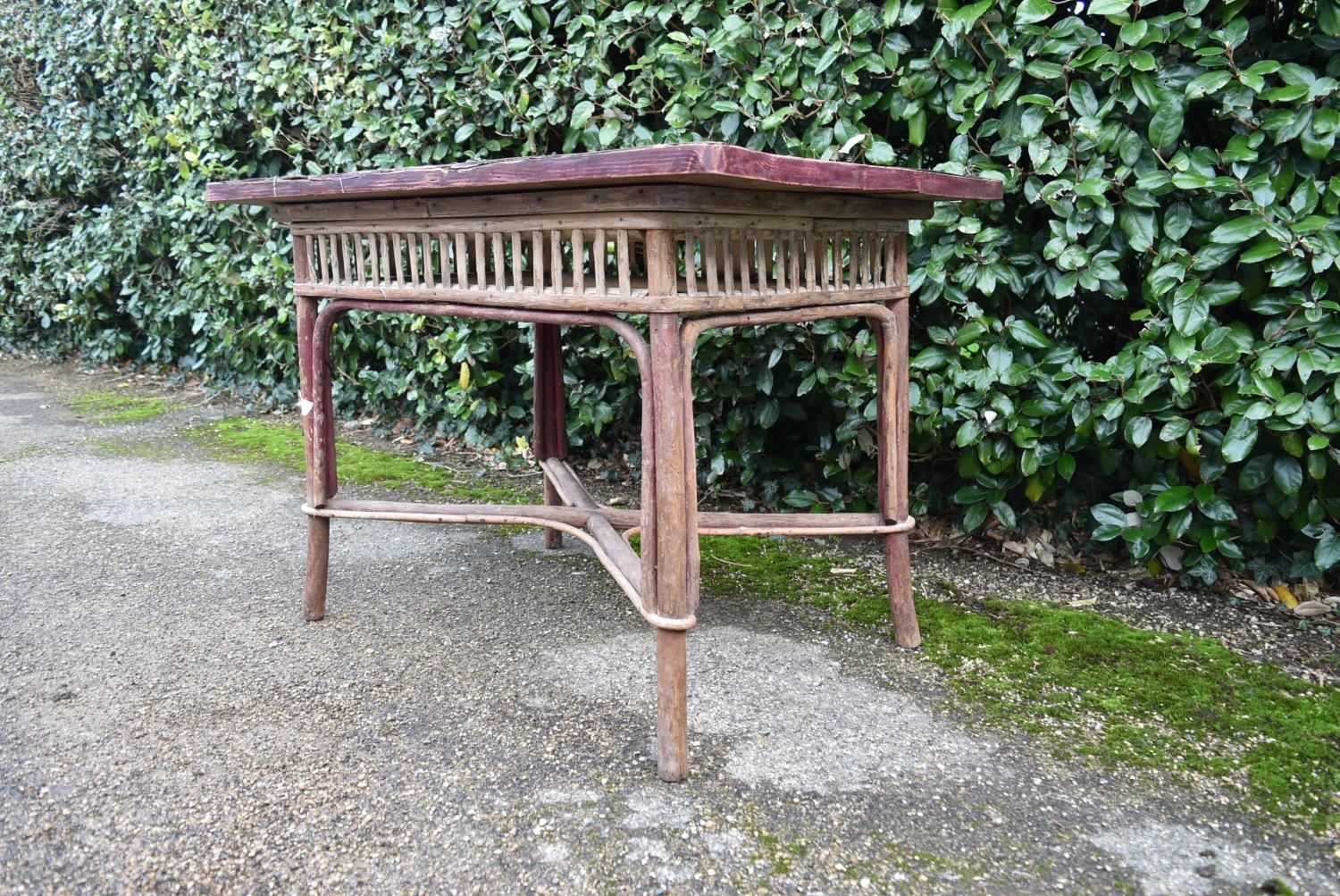 A vintage bamboo conservatory table with faux ceramic tiled top. H.68 W.96 D.66cm - Image 5 of 5