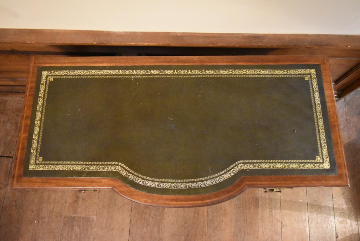 An Edwardian mahogany and satinwood inlaid writing desk with inset gilt tooled leather top raised on - Image 6 of 7