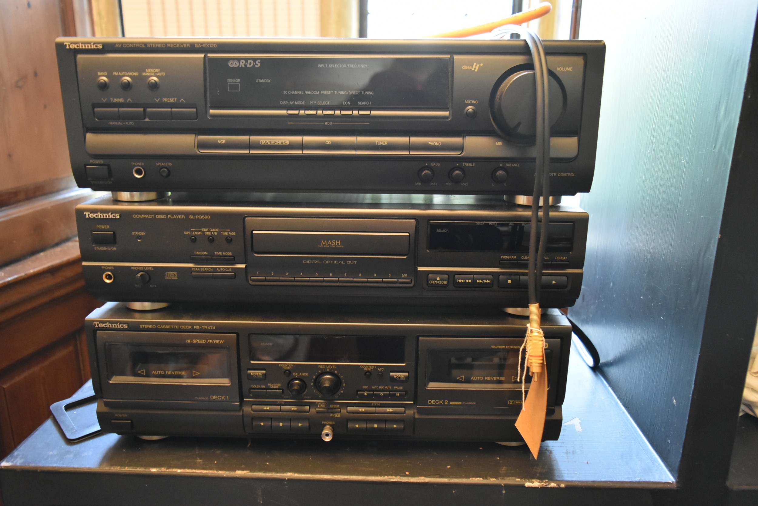 A Vintage Technics music system - Image 2 of 3