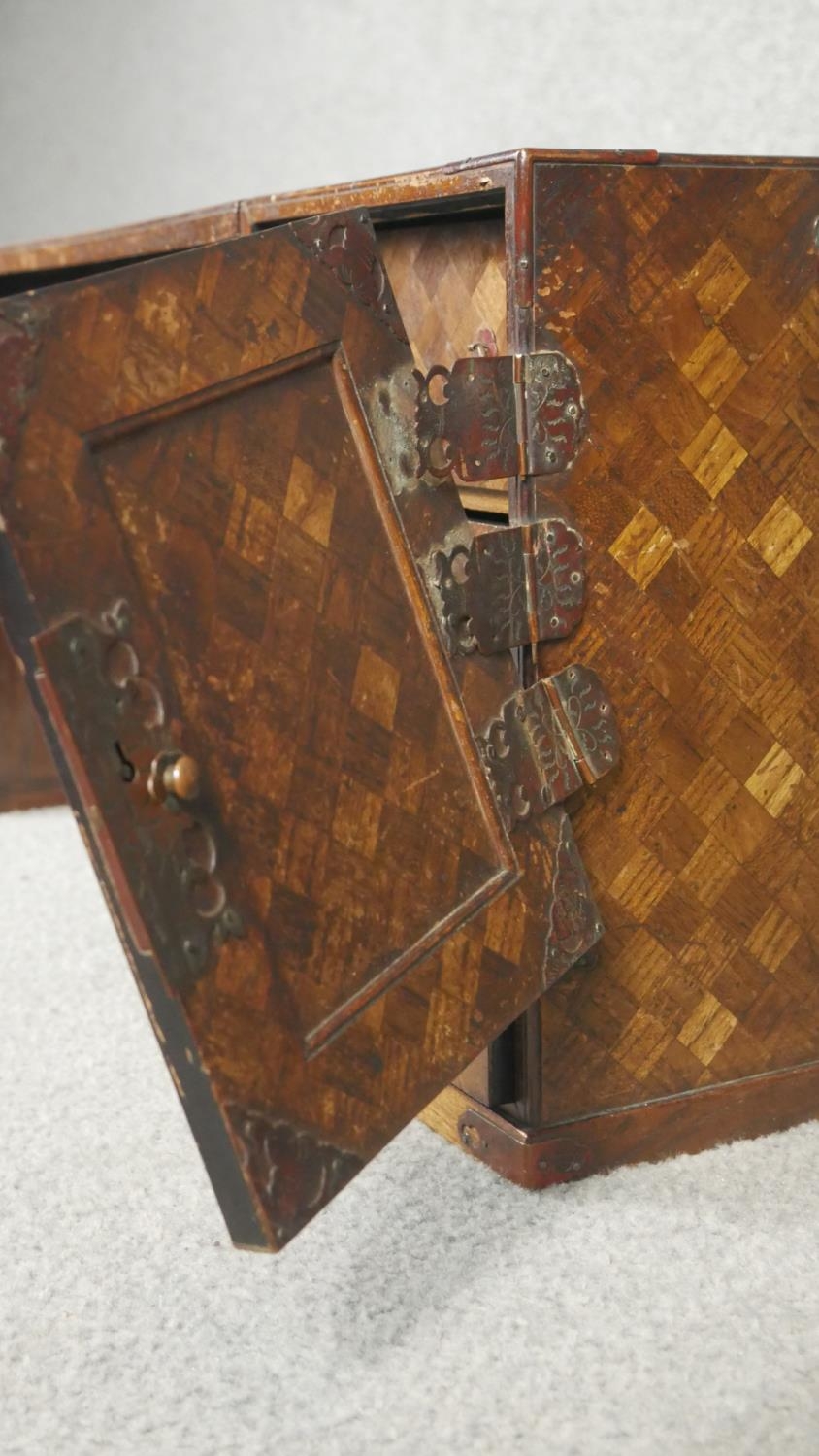 A pair of C.1900 Chinese style parquetry inlaid miniature pedestal cabinets. H.27cm - Image 3 of 7