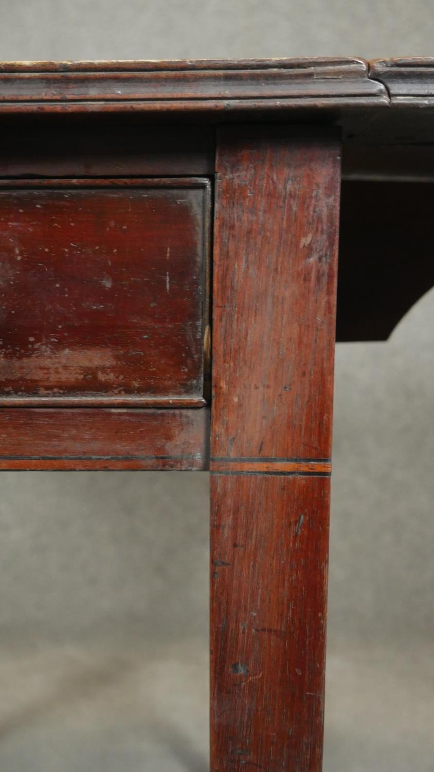 A 19th century mahogany, satinwood and ebony strung drop flap Pembroke table on square tapering - Image 6 of 6