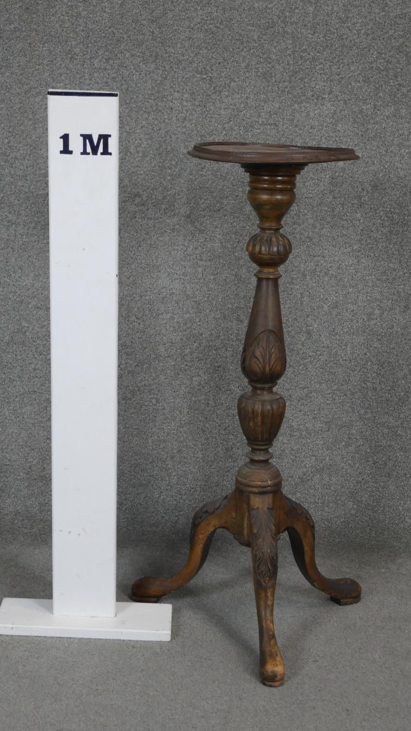 A Georgian style carved mahogany torchere on tripod cabriole supports. H92cm - Image 3 of 3