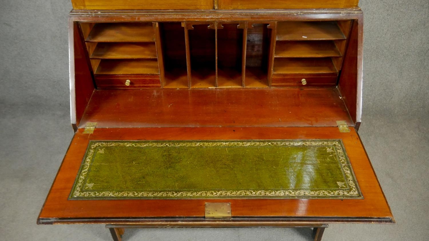 An Edwardian quarter veneered mahogany bureau bookcase with leather lined fall front and fitted - Image 3 of 8