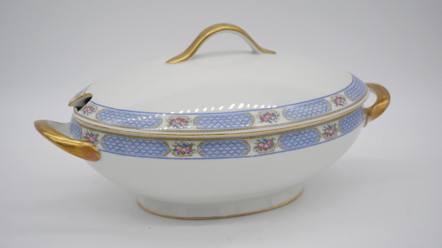 Two pieces of Reynaud Limoges porcelain. A large oval lidded soup tureen and a two handled serving - Image 5 of 8